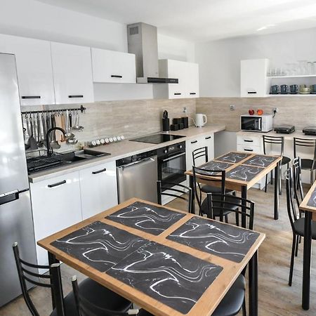 Toffee House Apartment Zator Bagian luar foto