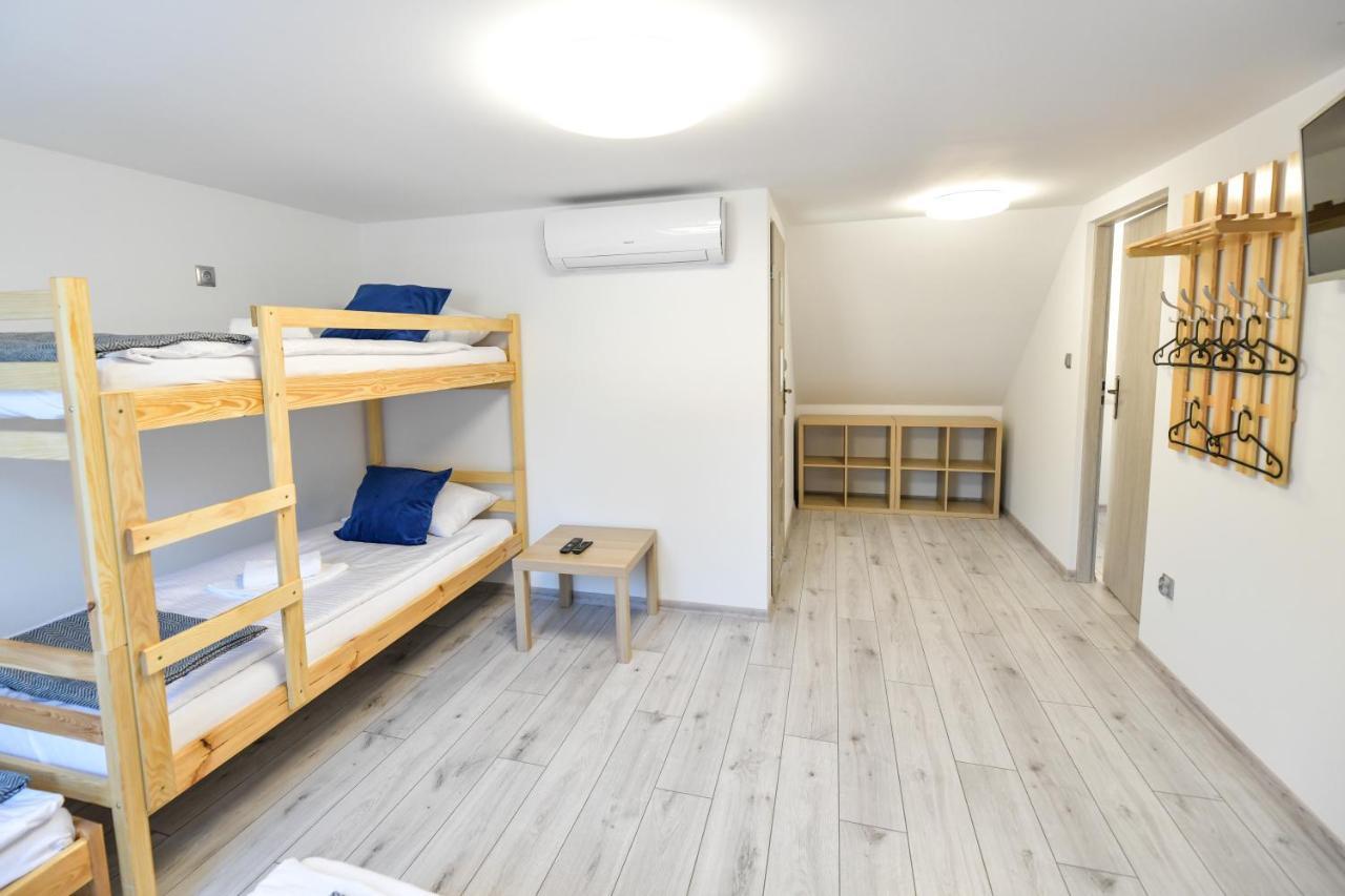 Toffee House Apartment Zator Bagian luar foto